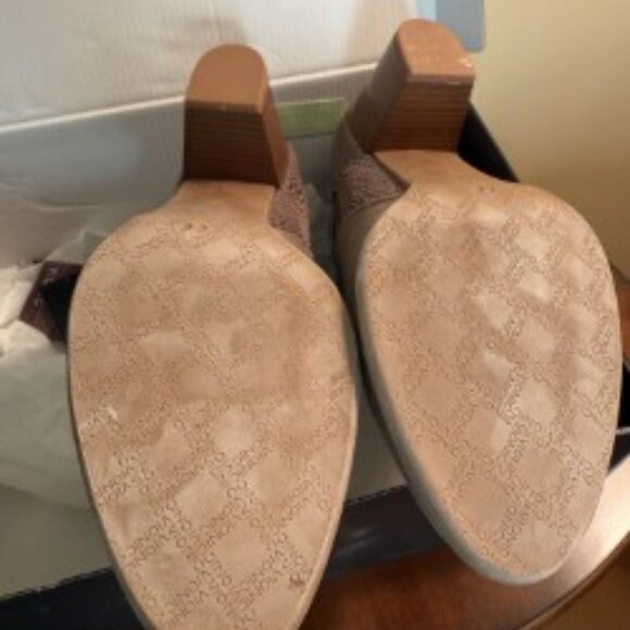 Vionic Leather Booties - NWT - Picture 8 of 9